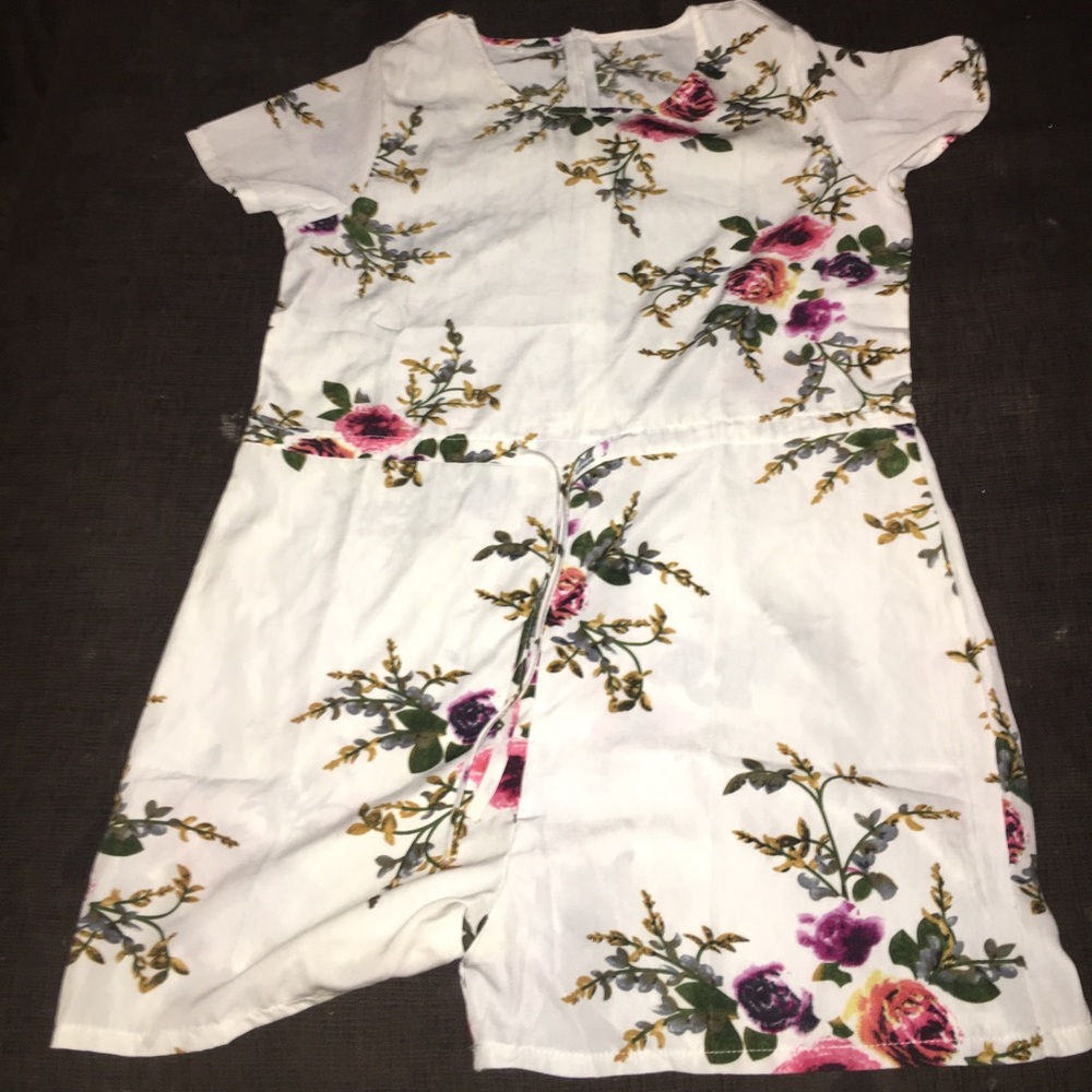 Romper - Picture 2 of 2